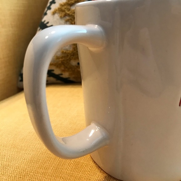 Rae Dunn MERRY CHRISTMAS mug red coffee tea NWT - Picture 8 of 8